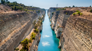 Νεκρή εντοπίστηκε 17χρονη στη Διώρυγα της Κορίνθου