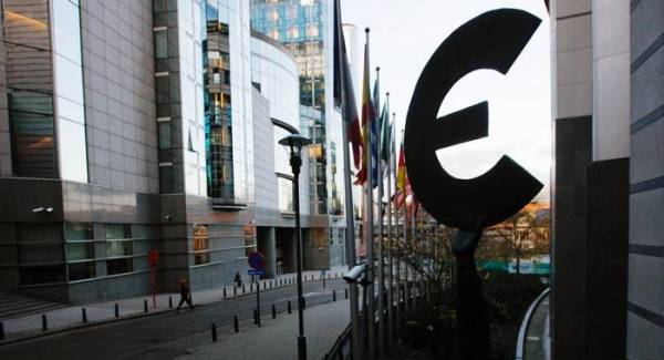 Αυξήθηκε 4,6% το ΑΕΠ στην ευρωζώνη το δ' τρίμηνο