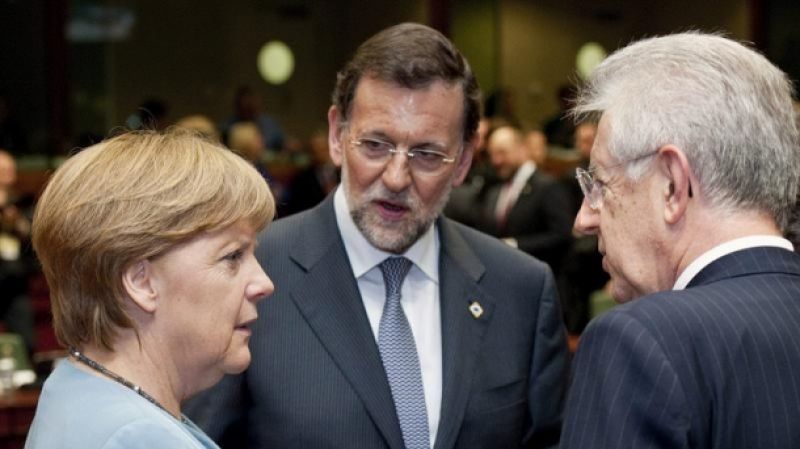 El Mundo: «Καθυστερήστε το αίτημα για βοήθεια» λέει η Μέρκελ σε Ραχόι - Μόντι