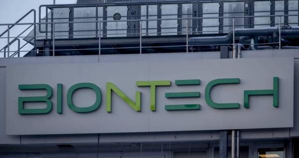 BioNTech: Νέες προβλέψεις με μεγαλύτερα κέρδη το 2021