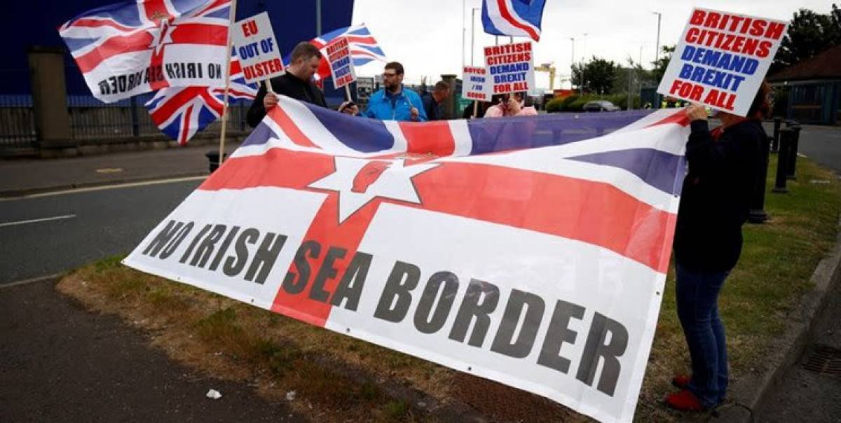 Brexit: Εκεχειρία στον πόλεμο του «λουκάνικου»-Παρατείνεται η περίοδος χάριτος