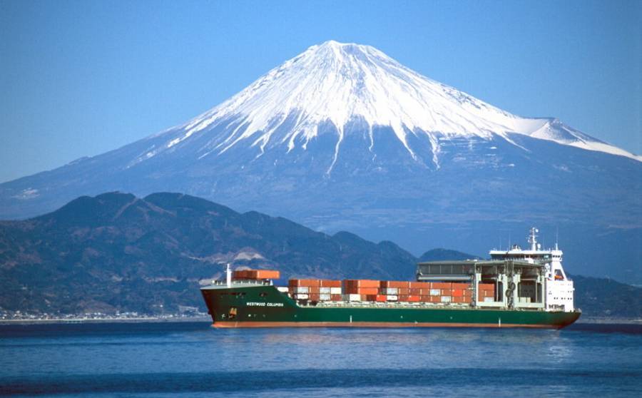 Ιαπωνία: Ζητάει από τη ναυτιλία στόχους για μηδενικές εκπομπές