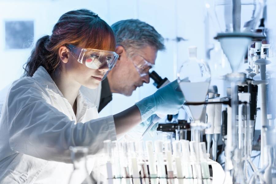 Bayer: Μετασχηματισμός του Τομέα Φαρμάκων μέσα από καινοτομία αιχμής