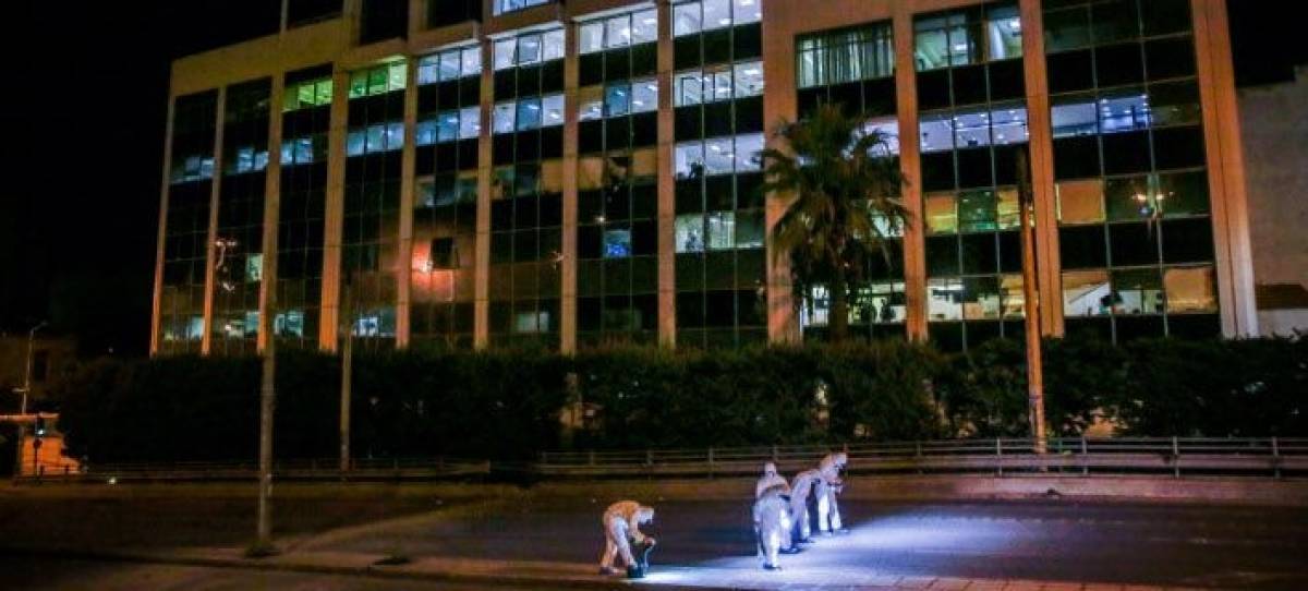 Επίθεση στον ΣΚΑΪ: Ποιοι βρίσκονται στο στόχαστρο της αντιτρομοκρατικής
