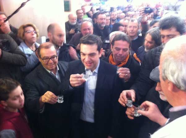 Οι ρακές του Τσίπρα στα Χανιά