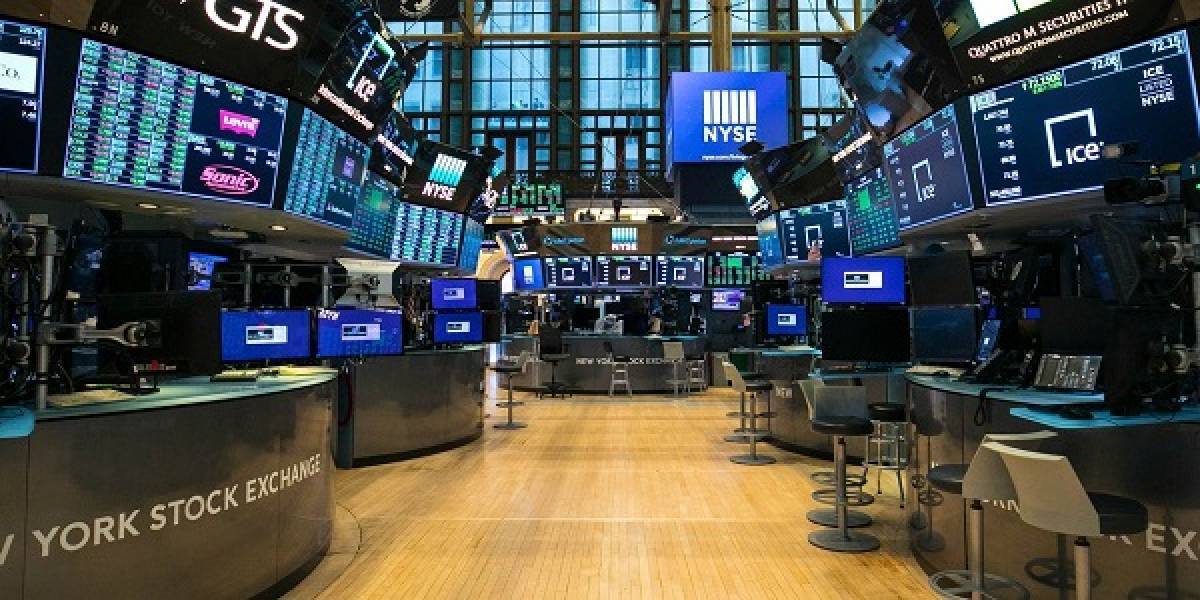Επέμεινε πτωτικά η Wall Street- «Αγκάθι» η αγορά εργασίας