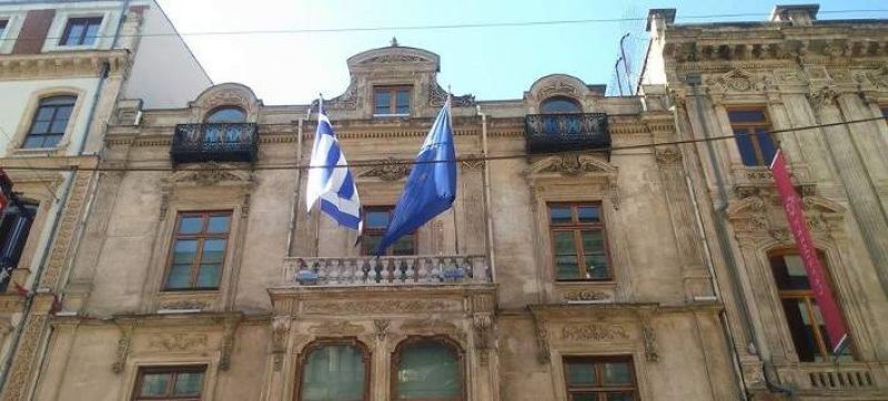 Φωτιά στο ελληνικό προξενείο στην Κωνσταντινούπολη