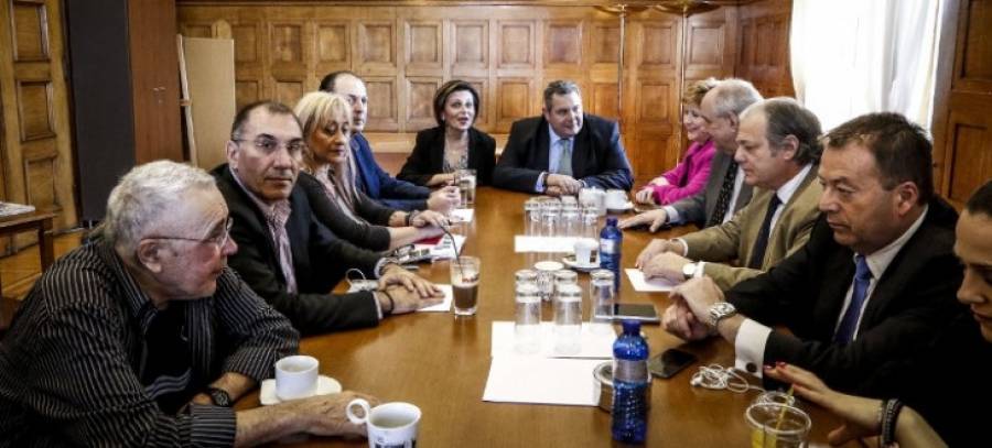 Οι εναπομείναντες βουλευτές των ΑΝΕΛ και το φάντασμα του Συμπιλίδη