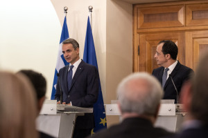 Τριμερής Ελλάδας- Κύπρου- Ισραήλ: Κατ’ ιδίαν συναντήσεις Μητσοτάκη με Νετανιάχου-Χριστοδουλίδη