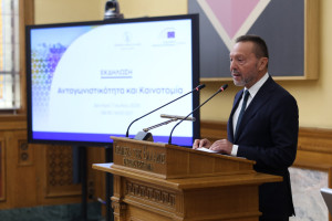Στουρνάρας: Η παραγωγικότητα στην Ελλάδα είναι μόλις στο 56,2% του ευρωπαϊκού μέσου όρου