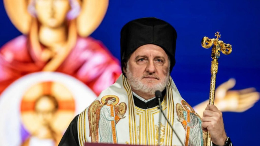Τι συμβαίνει με τον Ελπιδοφόρο