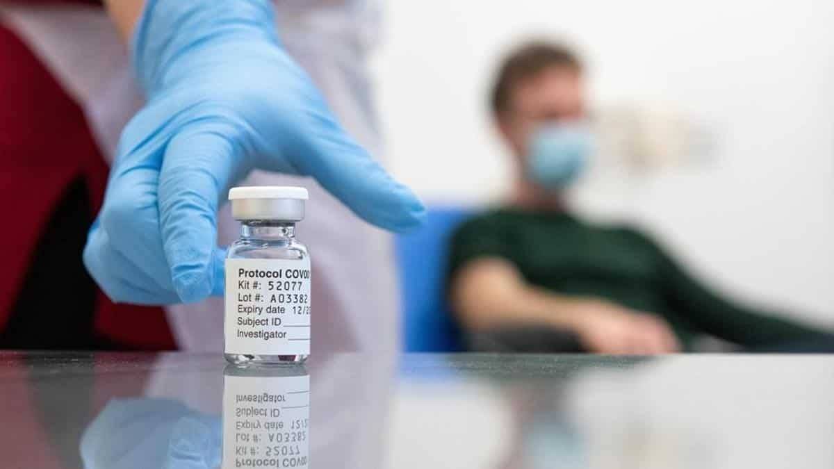 Κορονοϊός: Η Βρετανία δείχνει το δρόμο-Πώς θα εμβολιαστούν οι πολίτες