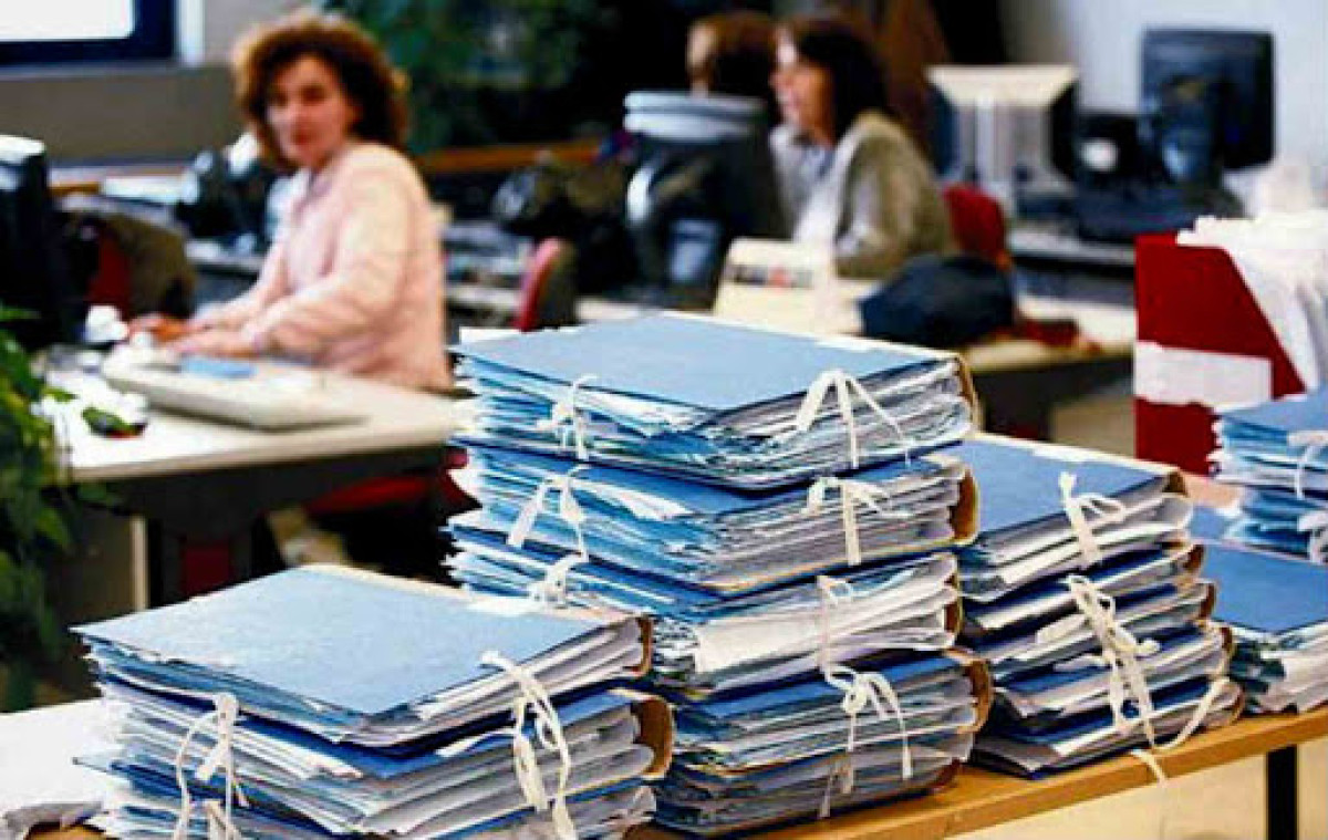 Δημόσιο: Αύξηση 20 ευρώ τον Απρίλιο και επίδομα επικινδυνότητας