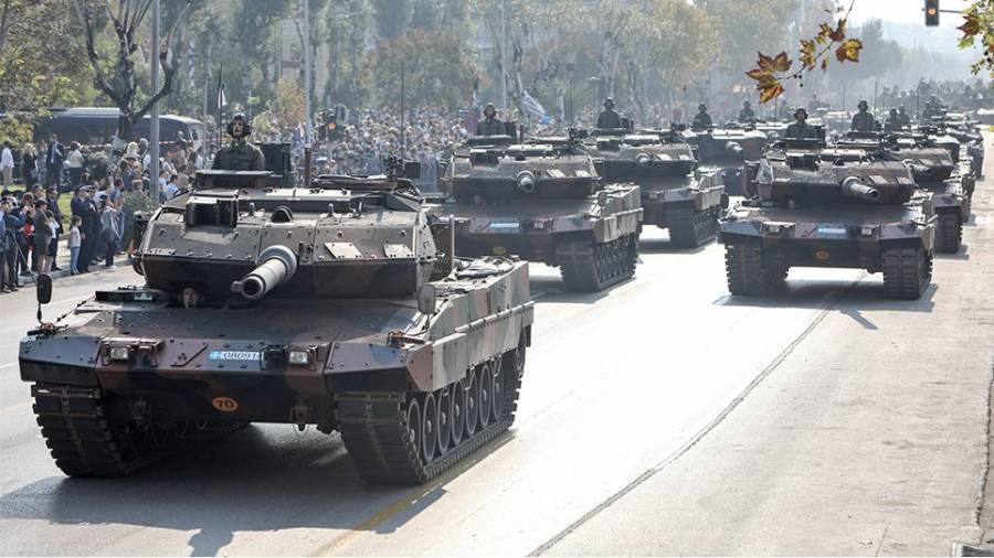 Ανατροπή: Μόνο στρατιωτική παρέλαση 60 λεπτών την 28η στη Θεσσαλονίκη