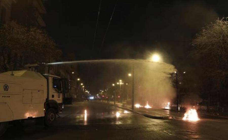Γενναία η απόφαση να ποτιστούν τα φυτά του Πολυτεχνείου