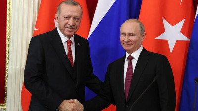 Πούτιν-Ερντογάν: Προχωρά η ίδρυση κέντρου φυσικού αερίου στην Τουρκία