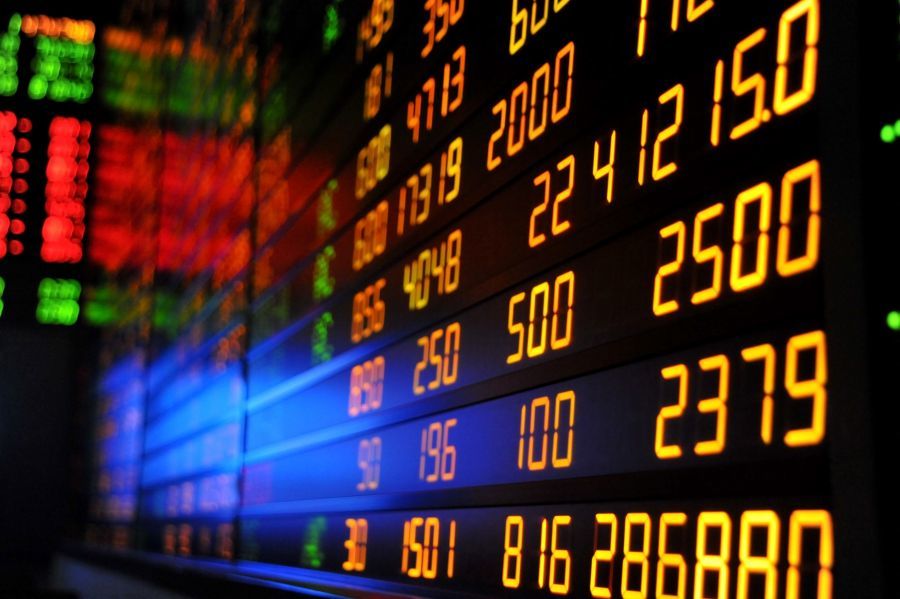 Ευρωαγορές: Ισχυρές απώλειες μετά το sell off στη Wall Street