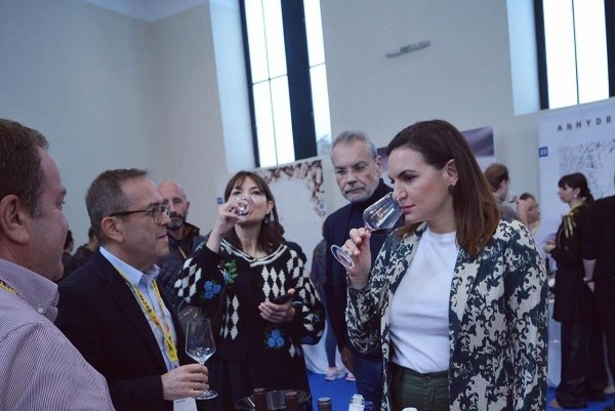 Κεφαλογιάννη: Στρατηγικός στόχος η προώθηση του οινοτουρισμού