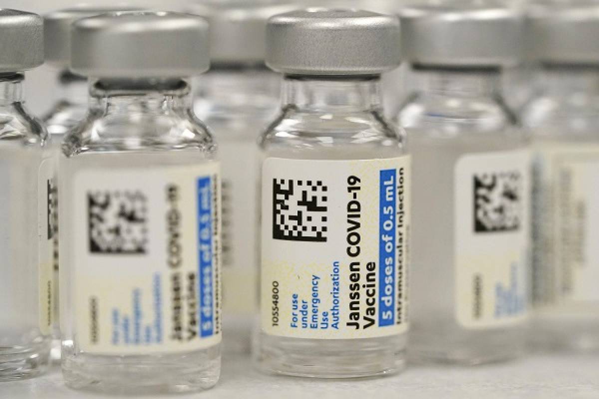 Δύο δόσεις της J&amp;J αποτρέπουν νοσηλείες από Όμικρον