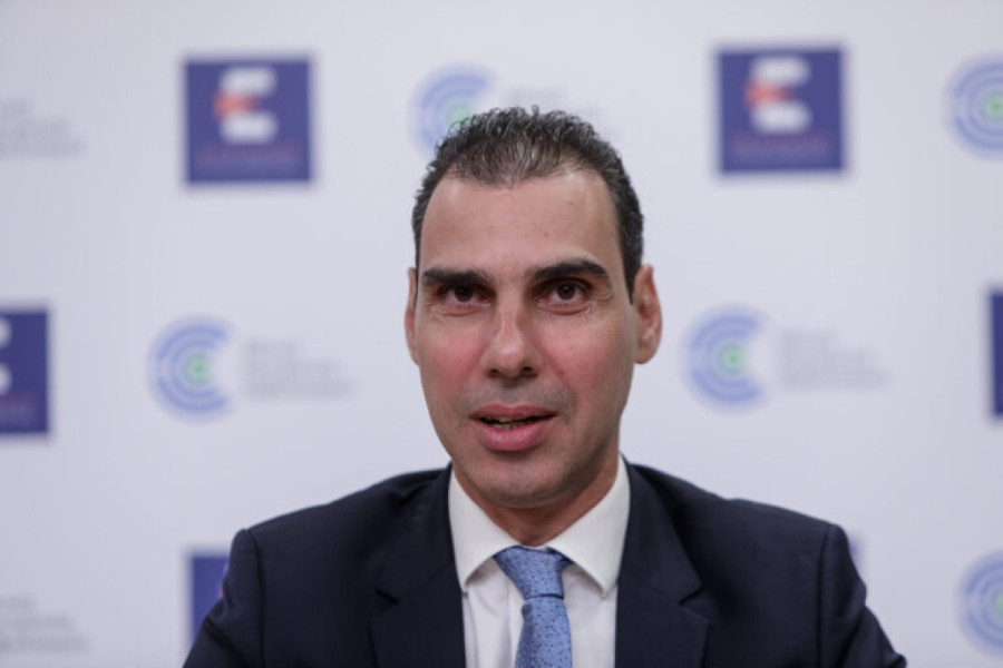 Θεμιστοκλέους: Αύξηση γιατρών στα αθηναϊκά νοσοκομεία-Τα «βραχιολάκια» για τα επείγοντα