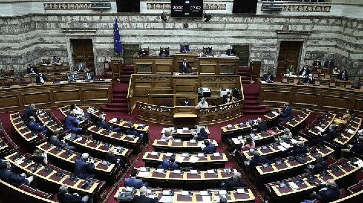 Βουλή: Αρνητικά τα πρώτα 529 τεστ μοριακού ελέγχου για κορονοϊό