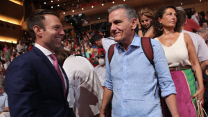 Κασσελάκης: Θέλω πειθαρχία στις δημόσιες εμφανίσεις-Τσακαλώτος: Πάρε πίσω τις διαγραφές