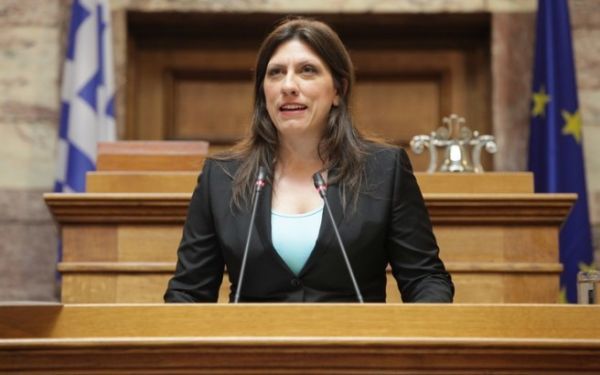 Οργισμένη Ζωή κατά Στουρνάρα: Ζητά πρόταση μομφής για Παυλόπουλο