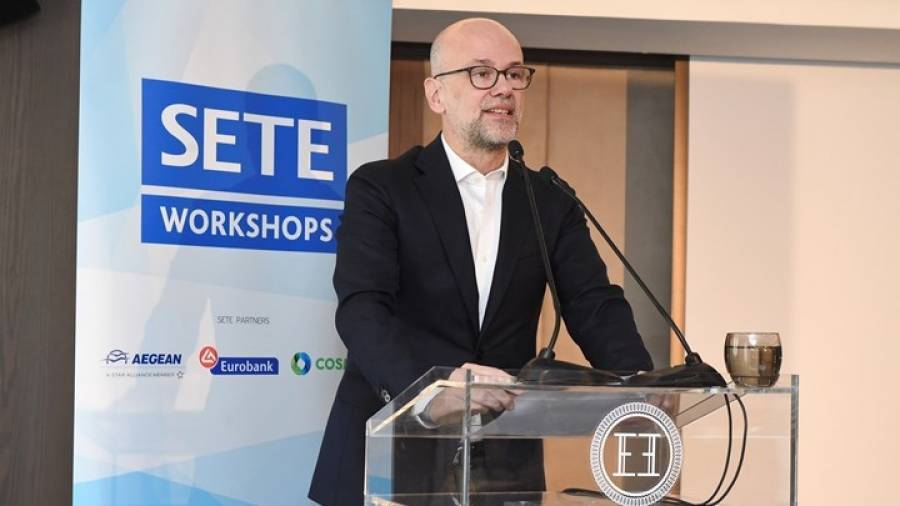 Ρέτσος προς επιχειρήσεις και εργαζομένους στον τουρισμό: Ψυχραιμία και υπομονή