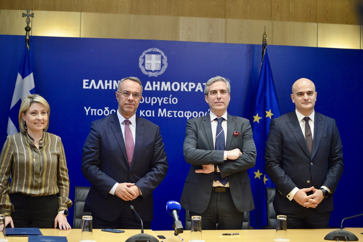 Υπεγράφη η σύμβαση για την προμήθεια 100 λεωφορείων φυσικού αερίου