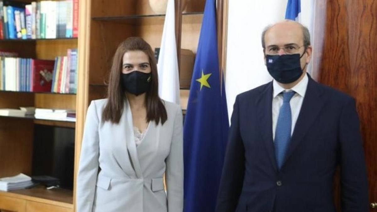 Οι ενεργειακές σχέσεις Ελλάδας-Κύπρου στη συνάντηση Χατζηδάκη-Πηλείδου
