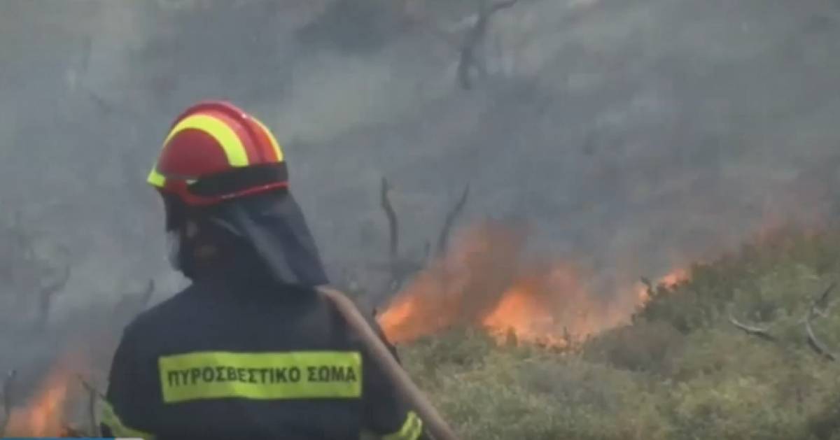 Μήνυμα 112 για τη φωτιά στη Σταμάτα: Παραμείνετε σε ετοιμότητα