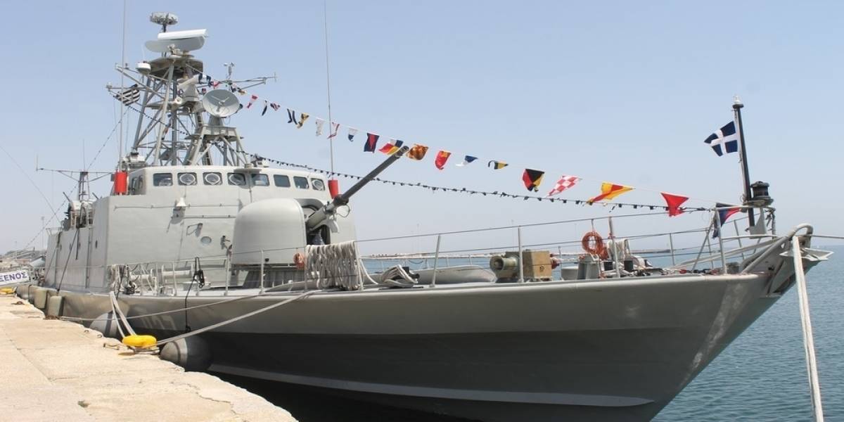 Με πυραυλάκατους η μεταφορά ψηφοφόρων στο Καστελόριζο