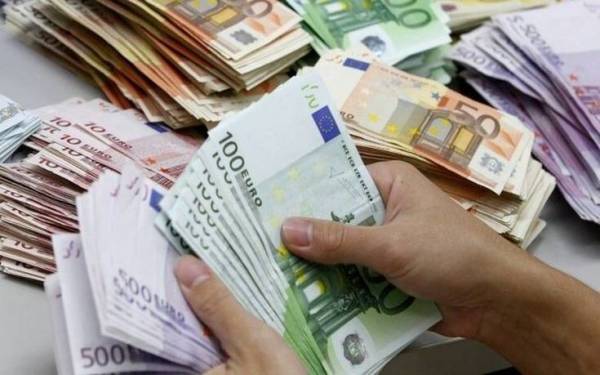ΥΠΟΙΚ: Στήριξη στις επιχειρήσεις για τις ληξιπροθεσμες οφειλές