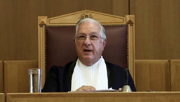 Απειλητική επιστολή στον πρώην πρόεδρο του ΣτΕ Νίκο Σακελλαρίου