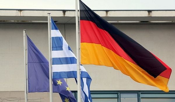Die Zeit – Spiegel: Στα δύο άκρα της επικοινωνιακής κόντρας με φόντο τις εκλογές στο Βερολίνο