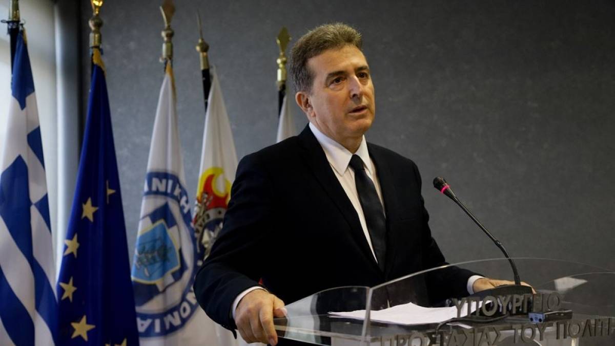 Παρεμπόριο και ζητήματα ασφαλείας στο επίκεντρο της συνάντησης Χρυσοχοΐδη-ΓΣΕΒΕΕ