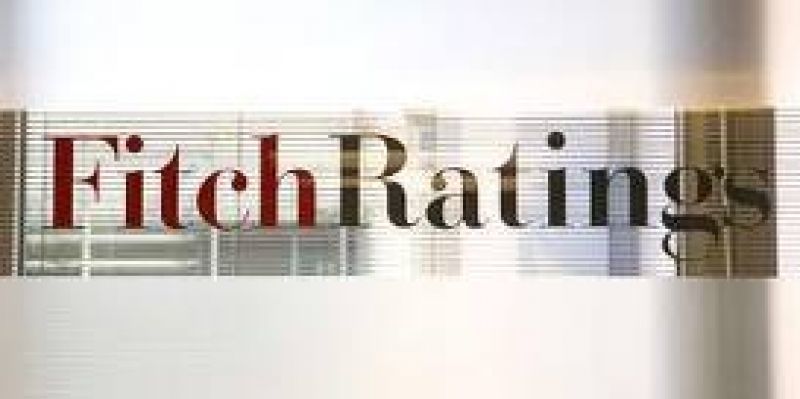 Υποβάθμισε πέντε ελληνικές τράπεζες η Fitch- Προειδοποιεί και την Κύπρο