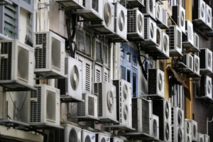 Δημόσιο: Δεν λειτουργεί ο «θερμοστάτης»- Φουσκωμένοι οι λογαριασμοί ρεύματος
