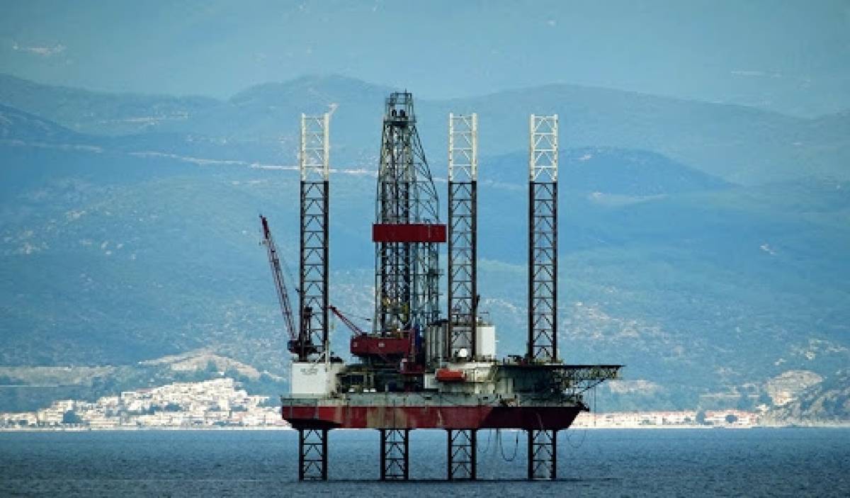 Πτώση άνω 1% για το πετρέλαιο-«Άλμα» για το φυσικό αέριο