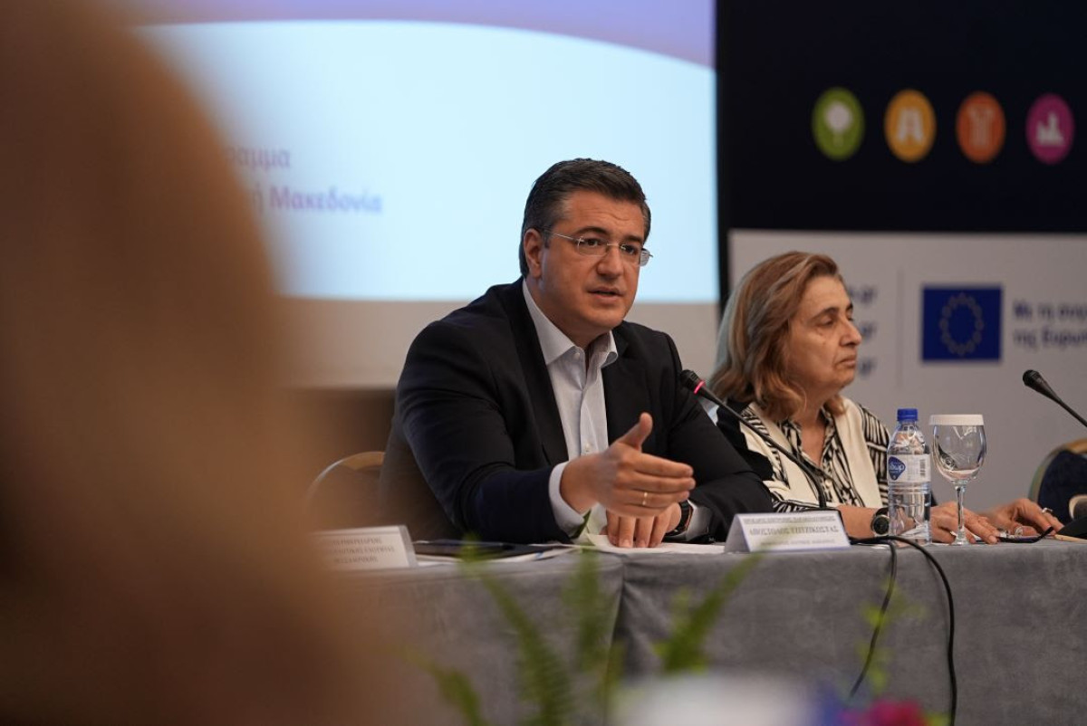 Τζιτζικώστας: €222 εκατ. για έργα βιώσιμης αστικής ανάπτυξης