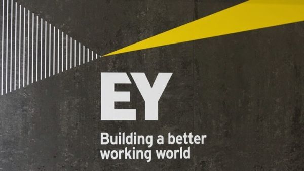 ΕΥ: Οι επιχειρήσεις παραμένουν εκτεθειμένες σε κυβερνοεπιθέσεις