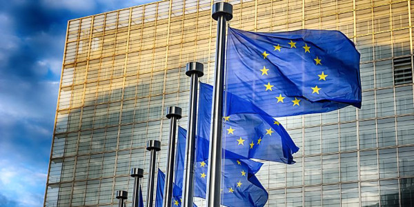 Ευρωκοινοβούλιο: Νέοι κανόνες διαφάνειας για την πολιτική διαφήμιση!