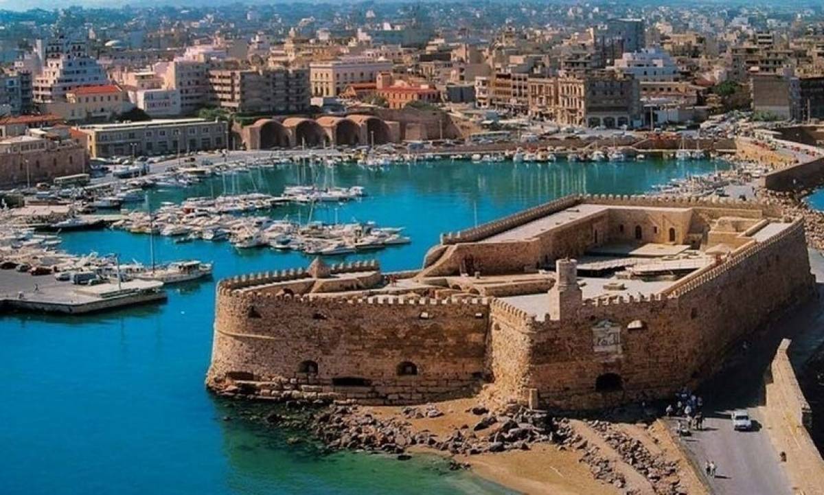 Σε καθεστώς ειδικών περιοριστικών μέτρων λόγω Covid-19 το Ηράκλειο Κρήτης
