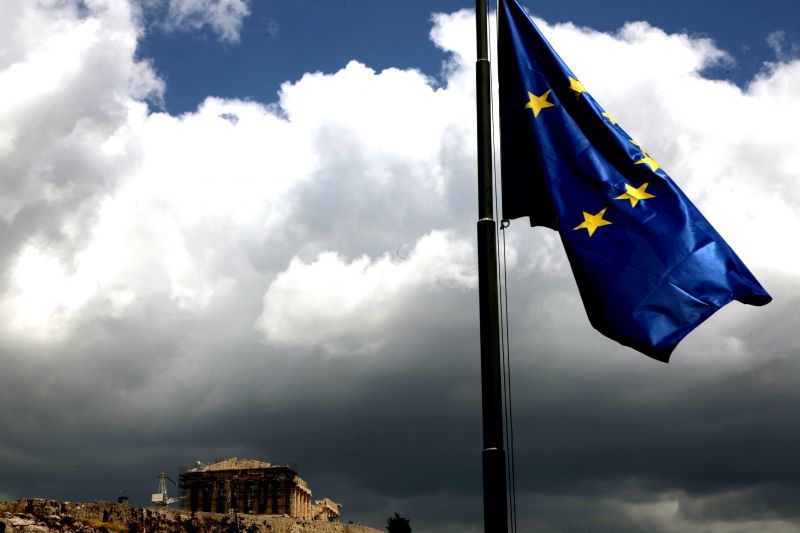 Reuters: «Στο 55% η πιθανότητα εξόδου από την Ευρωζώνη»