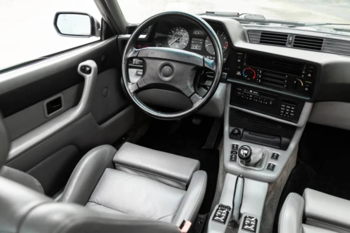 Μια εντυπωσιακή 1988 BMW M6 σε δημοπρασία