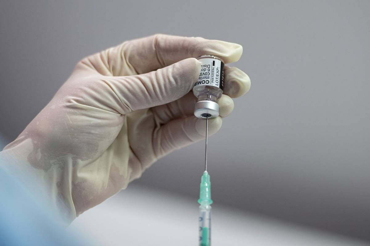 Την επόμενη εβδομάδα η τρίτη δόση στους ανοσοκατεσταλμένους- Ποιοι ακολουθούν