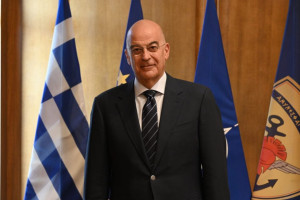 Επίσημη επίσκεψη Δένδια στα ΗΑΕ- Η «ατζέντα» της συζήτησης