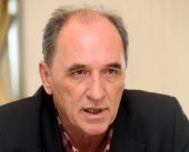 Σταθάκης: Περισσότερο λειτουργικός ο νόμος Δένδια