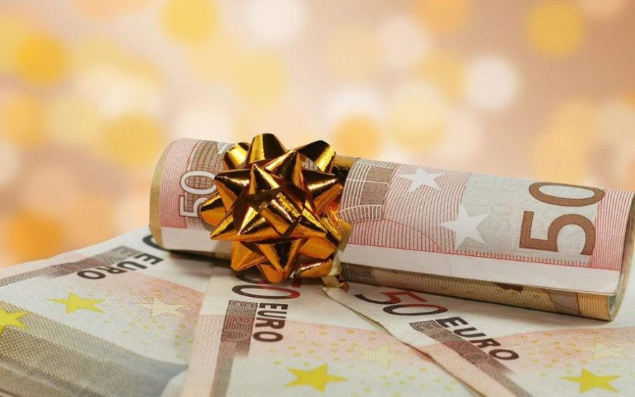 ΕΦΚΑ-ΔΥΠΑ: Πιστώσεις επιδομάτων και προπληρωμή Δώρου Χριστουγέννων