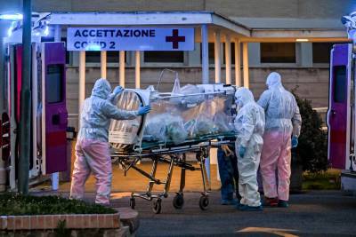 Φόβοι για 2 εκατ.κρούσματα στην Ιταλία-Κίνδυνος να γεμίσουν τα νοσοκομεία
